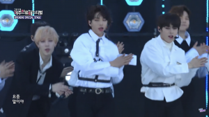 2018年のヒョンジン全身