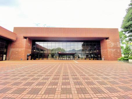 ゆういちろうお兄さん手の震えは病気?引退や卒業しない【3つの理由】